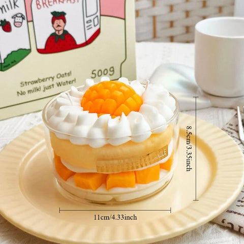 Cake Scented Candle Creative Dessert Shaped Aromatherapy Candle Handmade Whipped Cream Design Home Decor Gift for Relaxing Party