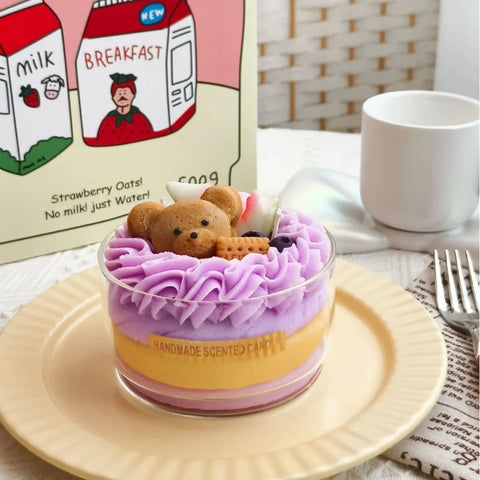 Cake Scented Candle Creative Dessert Shaped Aromatherapy Candle Handmade Whipped Cream Design Home Decor Gift for Relaxing Party