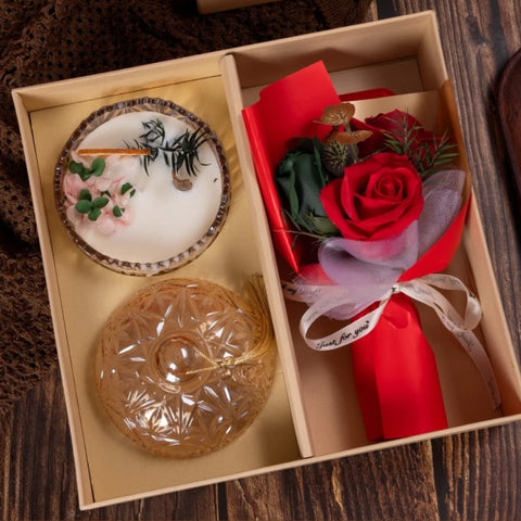 Scented Candle Gift Set with Dried Flower Bouquet Decorative Glass Jar Aromatherapy Candles for Women Birthday Christmas Present