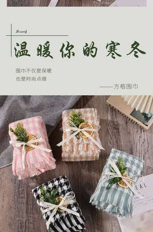 High-end gifts. Rattan aromatherapy, scarf gift box set fragrance, to send friends a small number of high-grade practical gifts.