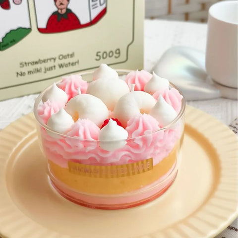 Cake Scented Candle Creative Dessert Shaped Aromatherapy Candle Handmade Whipped Cream Design Home Decor Gift for Relaxing Party