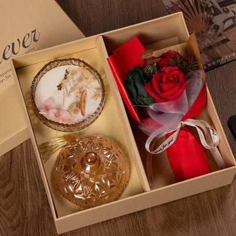Scented Candle Gift Set with Dried Flower Bouquet Decorative Glass Jar Aromatherapy Candles for Women Birthday Christmas Present